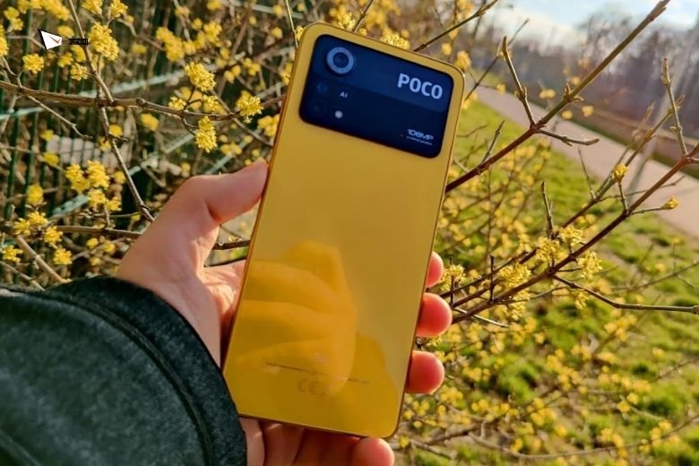 Xiaomi POCO X4 Pro 5G màu vàng