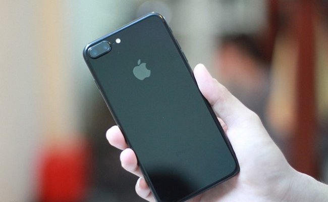 iPhone 7 Plus xách tay bổ sung màu Jet Black mới