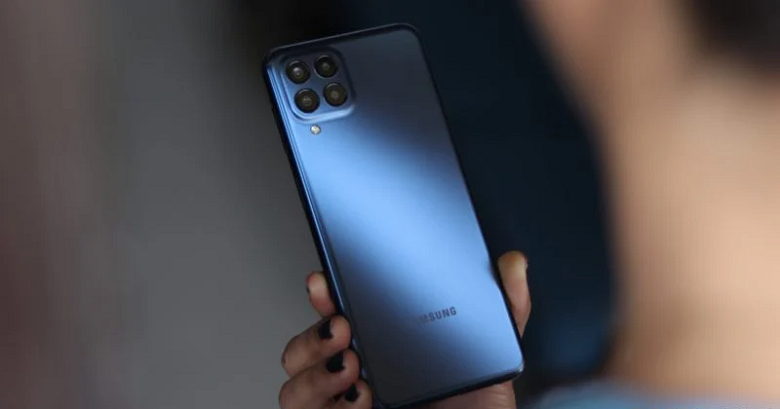 Thiết kế Samsung Galaxy M33 5G vẫn giữ nguyên của những dòng máy tiền nhiệm trước