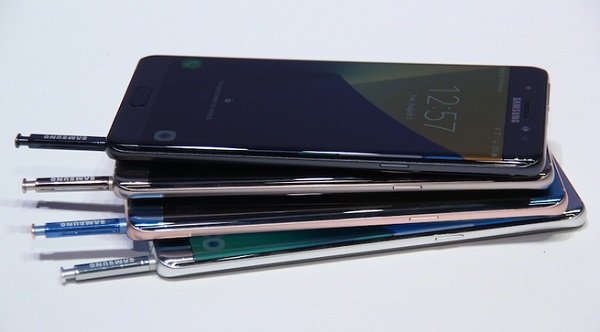 Samsung Note 7 refurbished chính hãng xách tay có 4 màu Blue Coral, Gold Platinum, Silver Titanium, Black Onyx