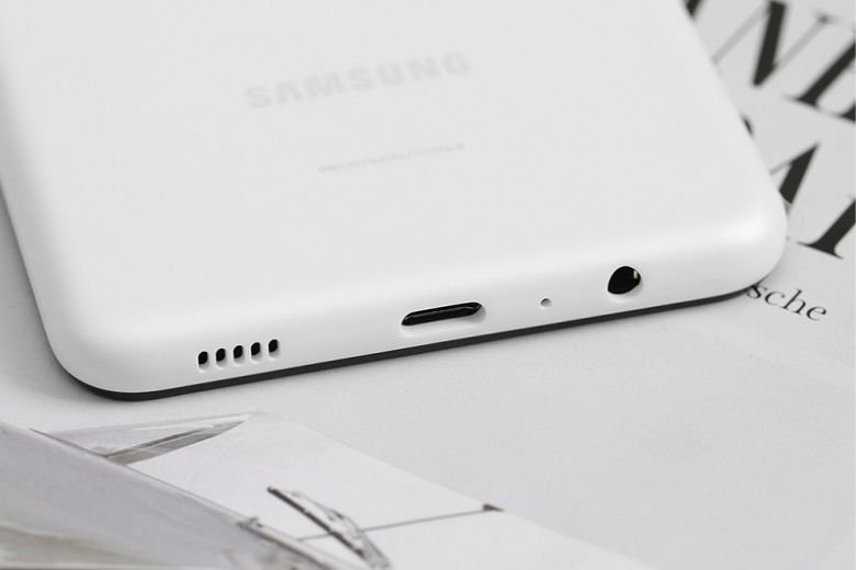 Samsung Galaxy A12 (4gb - 128gb) chính hãng thiết kế