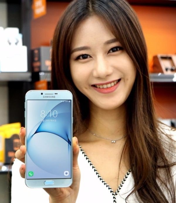 Cấu hìnhSamsung Galaxy A8 2016 nâng cấp đáng kể so với A8 2015