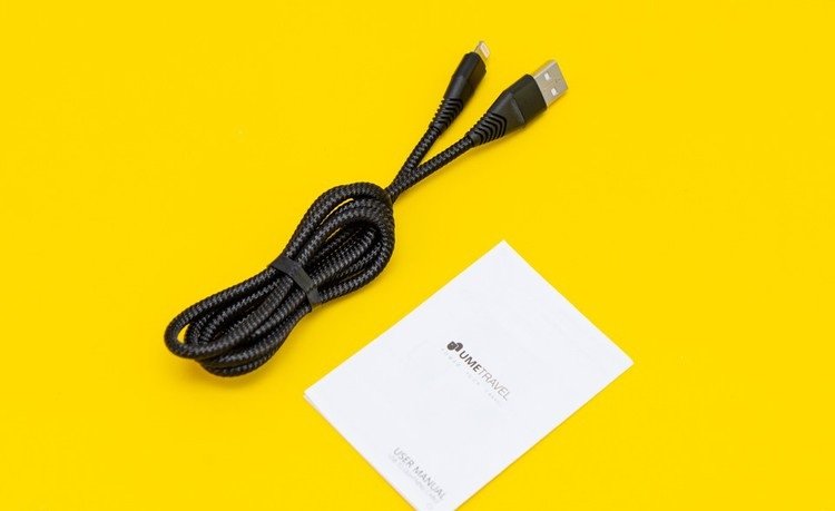cáp sạc USB Lightning 1m Umetravel C1
