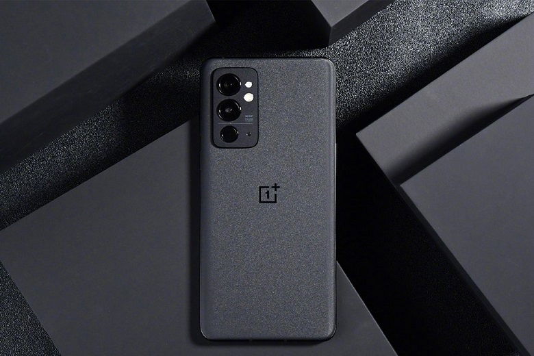 So sánh Motorola Moto Edge X30 với Xiaomi 11T Pro và OnePlus 9RT