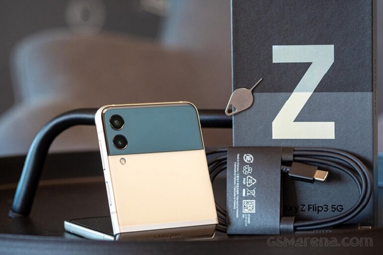 Có nên mua Samsung Galaxy Z Flip3 5G Cũ?
