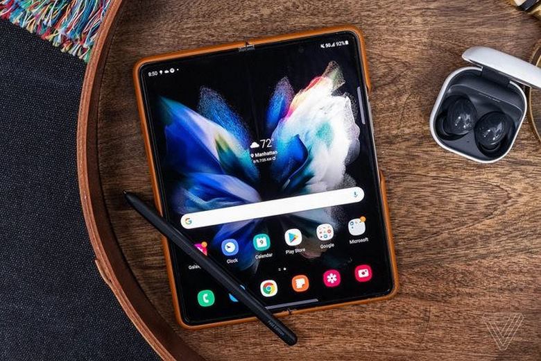 thiết kế Samsung Galaxy Z Fold3 5G