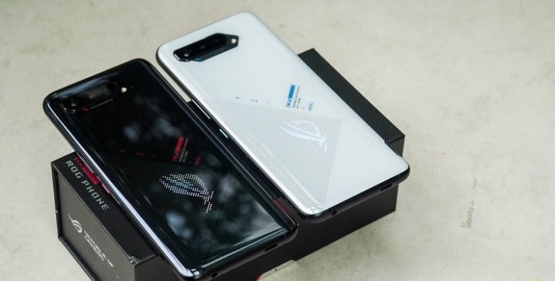 Asus ROG Phone 5 mặt lưng
