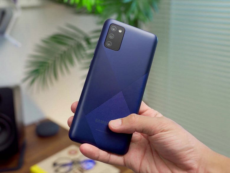 mặt lưng galaxy a02s