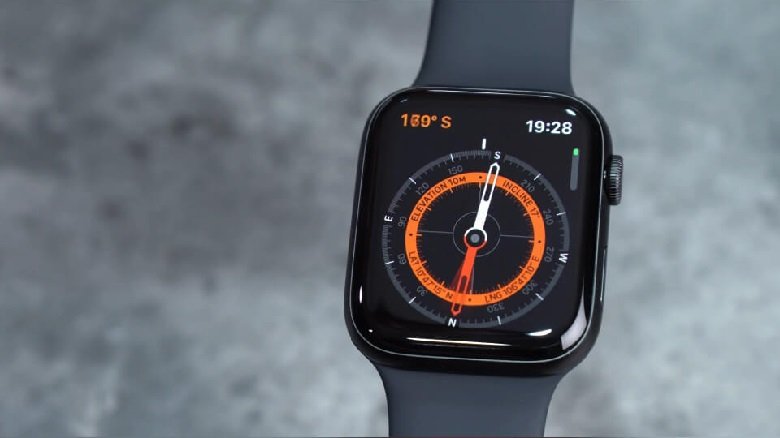 cộng nghệ màn hình trên  Apple Watch Series 5 