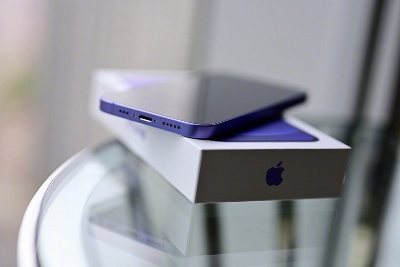 logo iPhone 12 Purple