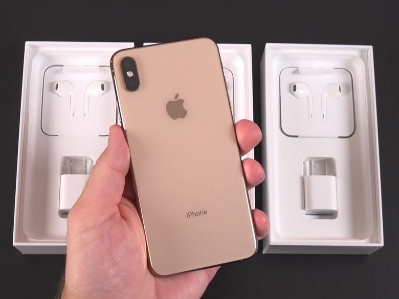 thiết kế iPhone XS