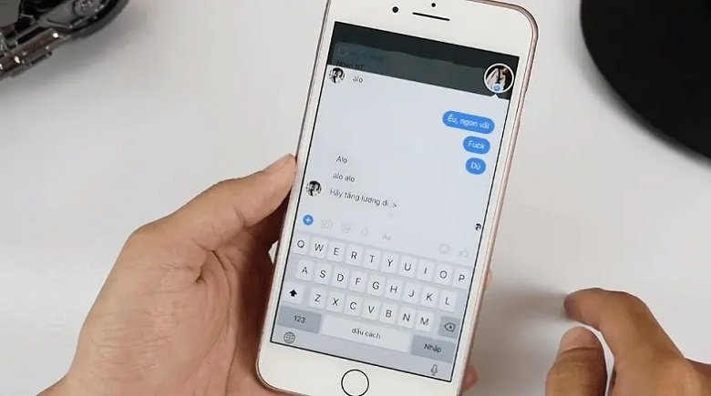 bật bong bóng chat Messenger trên iPhone