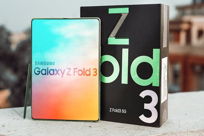 Nên mua Samsung Galaxy Z Fold 3 ở đâu?
