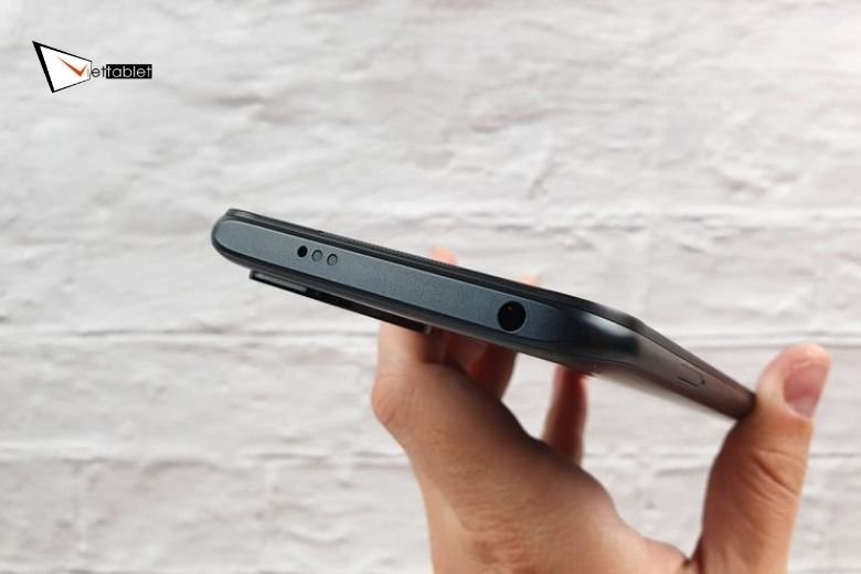 Xiaomi Redmi Note 10 5G Cty có jack cắm tai nghe 3.5mm