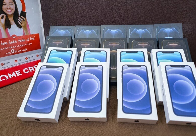 iPhone 12 series sale soc