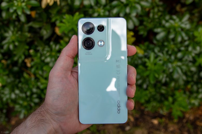 So sánh OPPO Reno7 Pro 5G và OPPO Reno8 Pro 5G