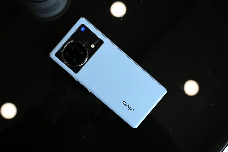 Thiết kế camera vivo x fold