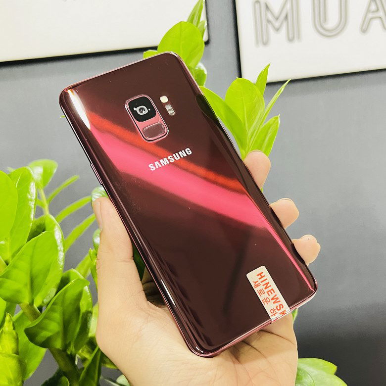 galaxy s9 đỏ