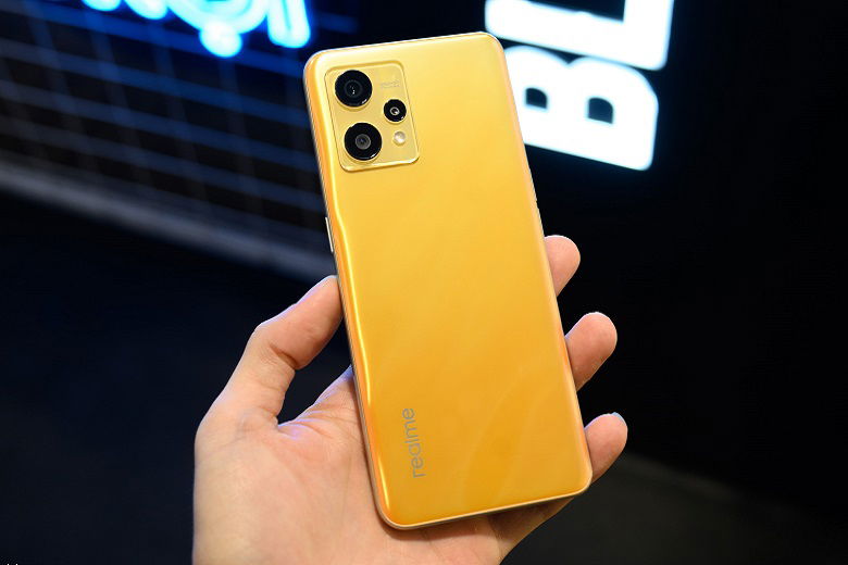 Realme 9 4G và Realme Buds Q2s ra mắt 