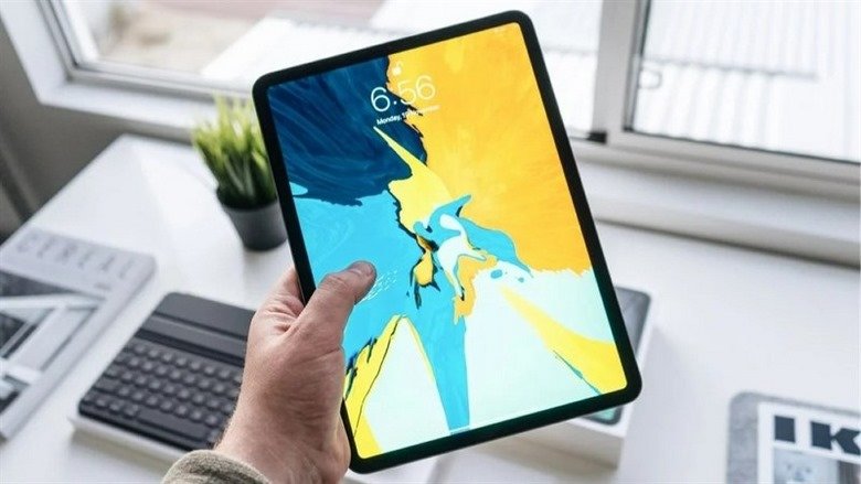 iPad Pro 14.1 inch lộ diện