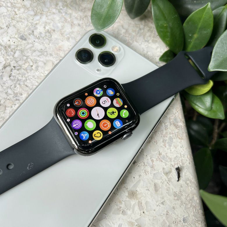 Tại sao nên mua Apple Watch bản Thép?