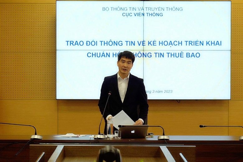 Ông Nguyễn Phong Nhã - Phó Cục trưởng Cục Viễn thông phát biểu tại buổi họp