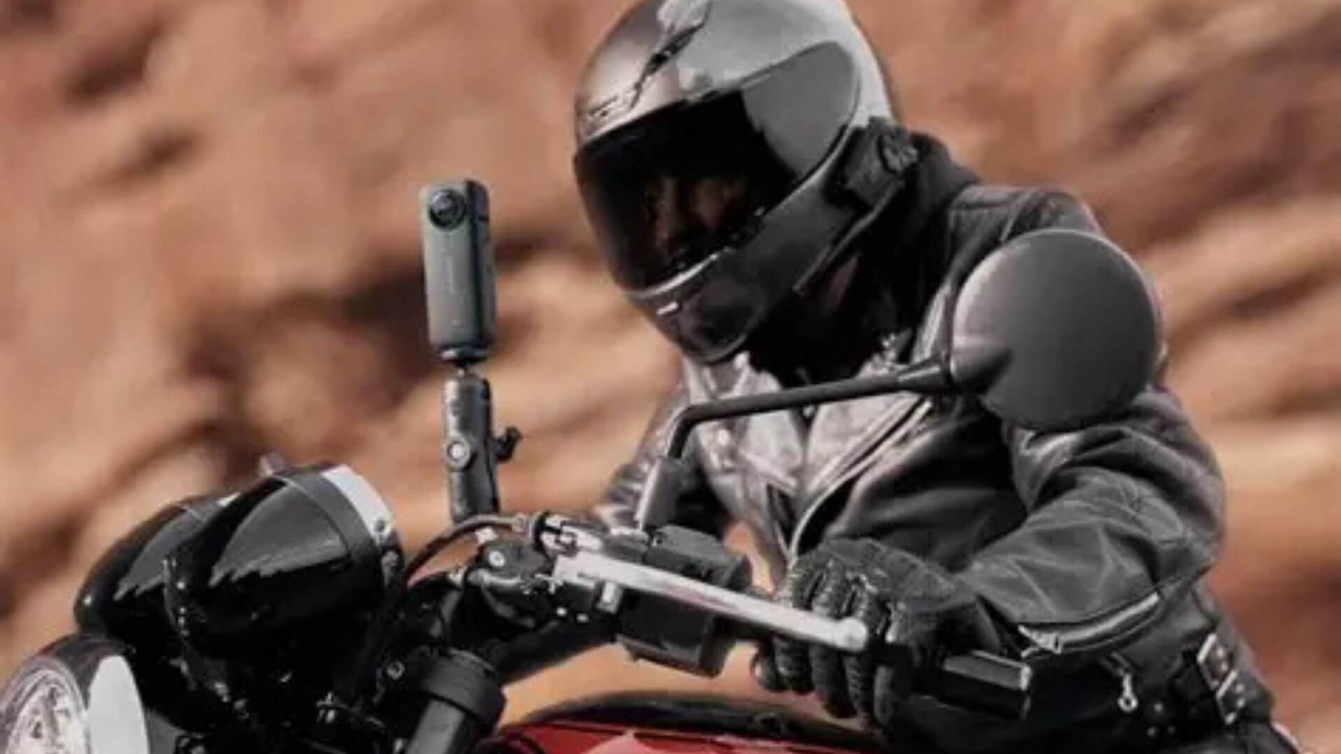 Người yêu thích du lịch, phượt nên sở hữu một chiếc Action camera