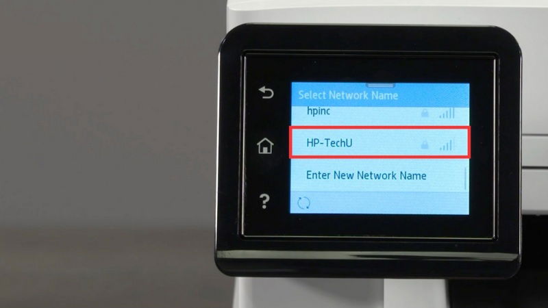 Dùng màn hình cảm ứng trên máy in để đăng nhập WiFi