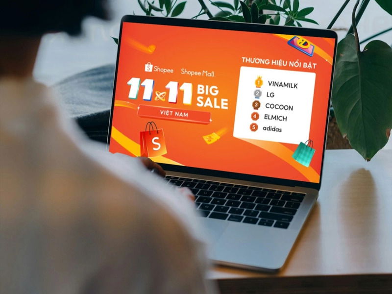 Ảnh sự kiện sale lớn trên sàn thương mại điện tử