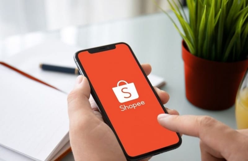 Tuân thủ chính sách Shopee đối với cả người mua và người bán