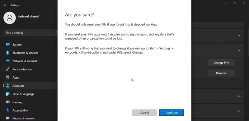 Lý do nút Remove PIN bị mờ trên Windows 11