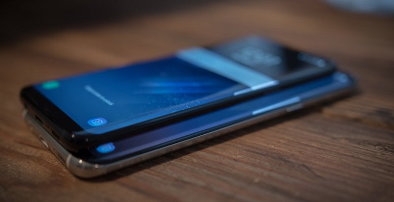 So sánh Samsung Galaxy S8 và Galax S8 Plus:Thiết kế