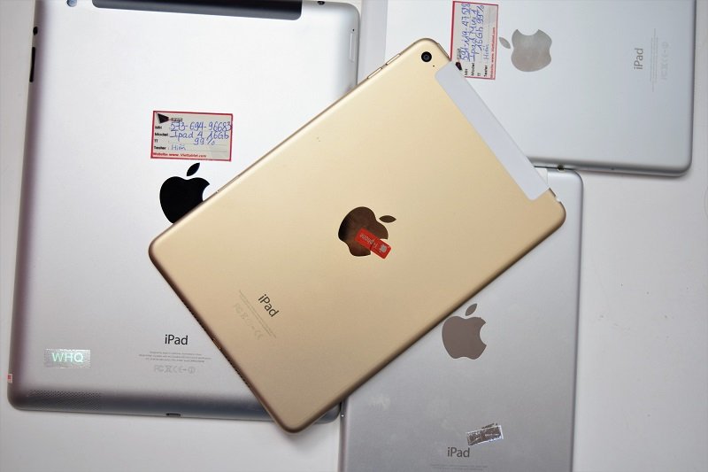 iPad Air 2 đọ dáng với iPad 4 và iPad Mini