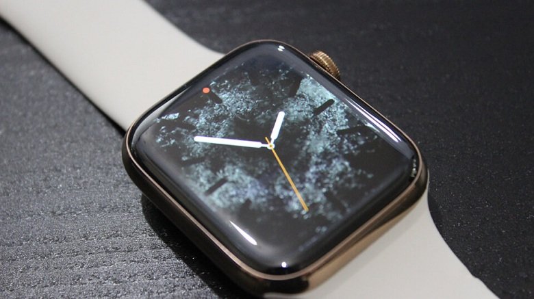 màn hình Apple Watch S4 (40 mm) bản thép 99%