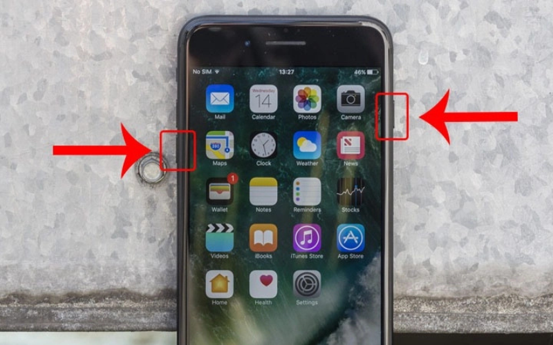 Tiến hành nhấn và thả nhanh nút giảm âm lượng 4