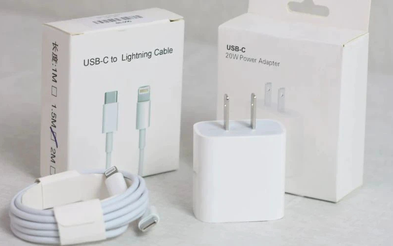 Nên kiểm tra kỹ thiết bị sạc 10