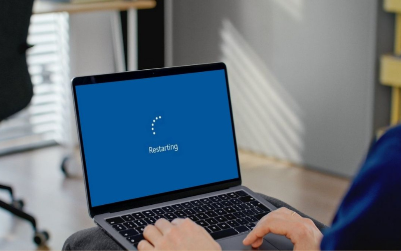 Nếu đợi đến 1 tiếng hãy tiến hành tắt máy 8