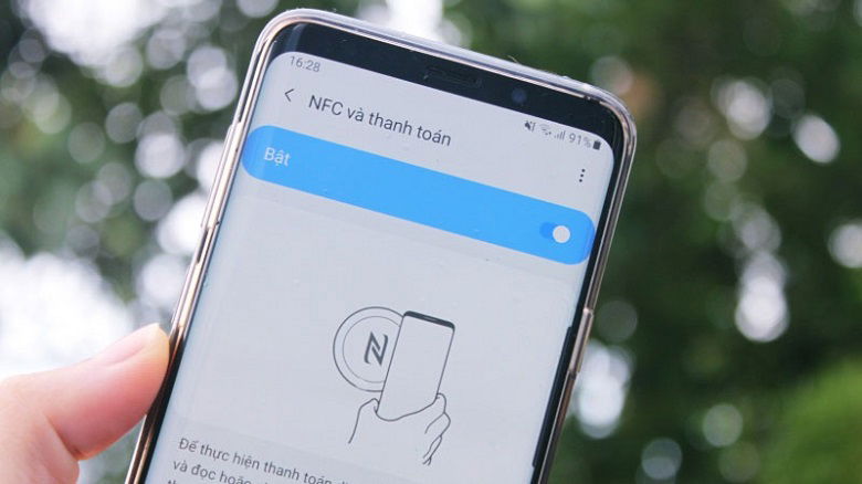 Cách bật NFC trên điện thoại Xiaomi đơn giản tại nhà