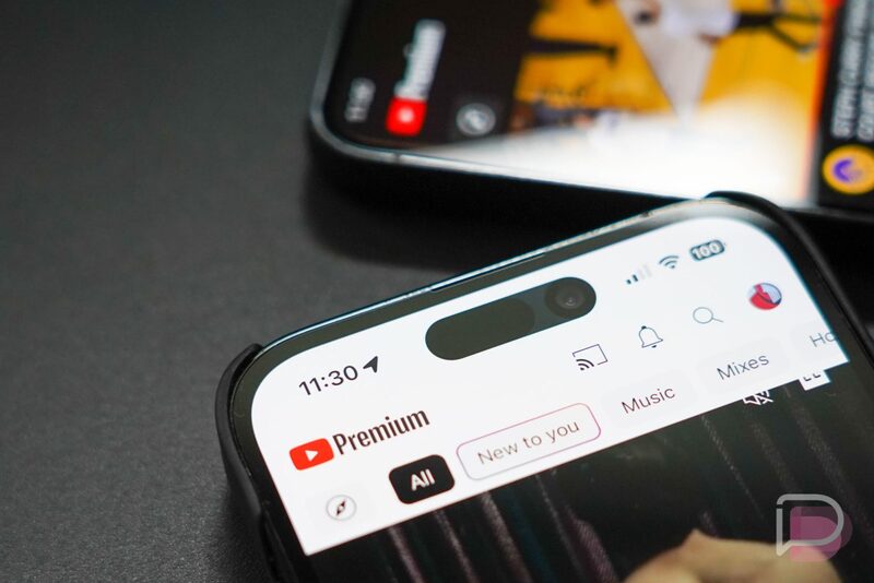 Người dùng bật chế độ trên trình duyệt Chrome để xem YouTube ngoài màn hình.