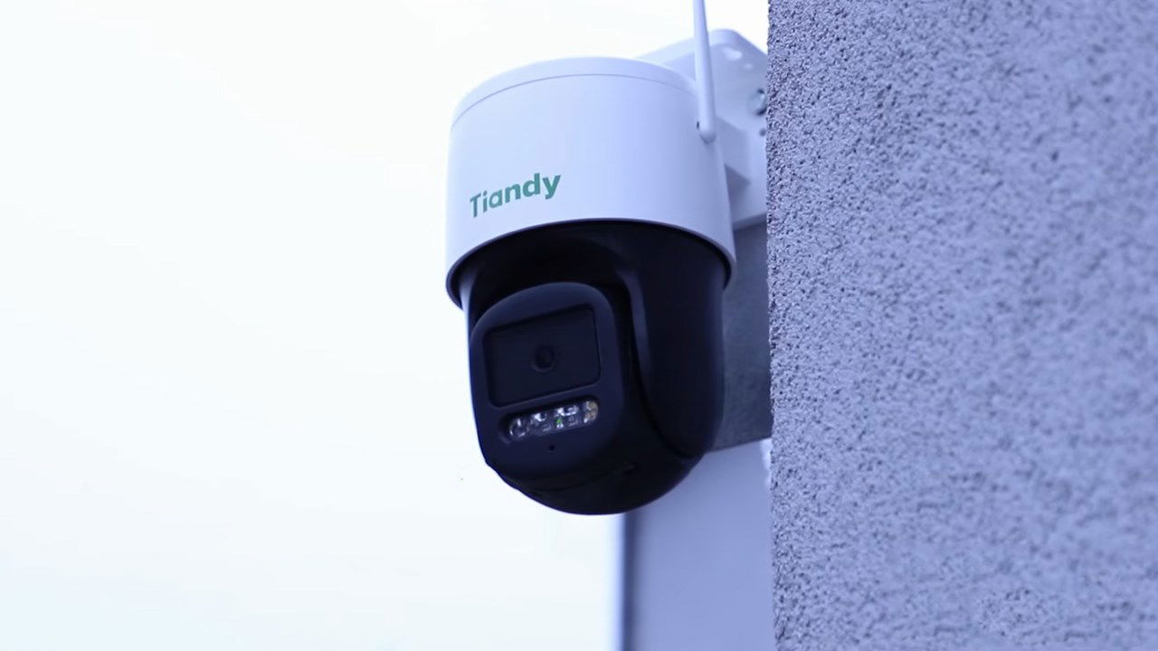 Camera Tiandy ngoài trời hoạt động bền bỉ
