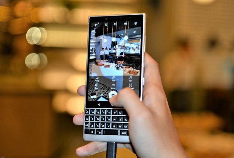 Blackberry Key2 màn hình