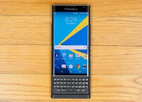 BlackBerry Priv có thiết kế vô cùng độc đáo