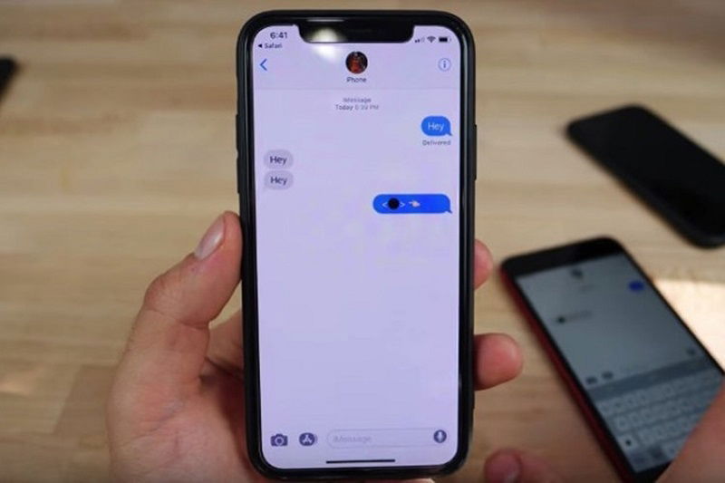 Cách kiểm tra tình trạng màn hình iPhone bị chấm đen