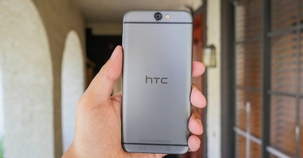 Camera của HTC One A9 cũ có thiết kế hơi lồi ra bên ngoài 