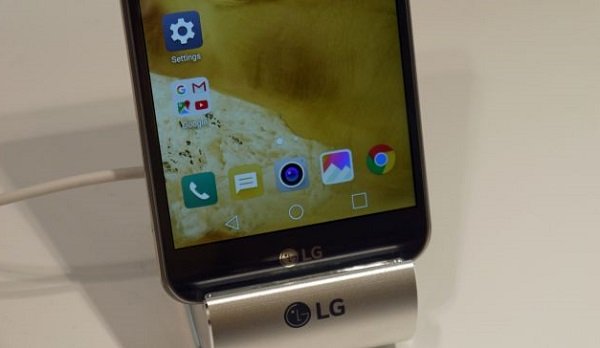LG X Cam sở hữu màn hình Full HD
