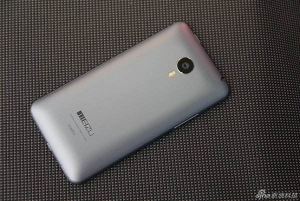 Meizu MX4 có thiết kế tổng quan tương tự iPhone 6 