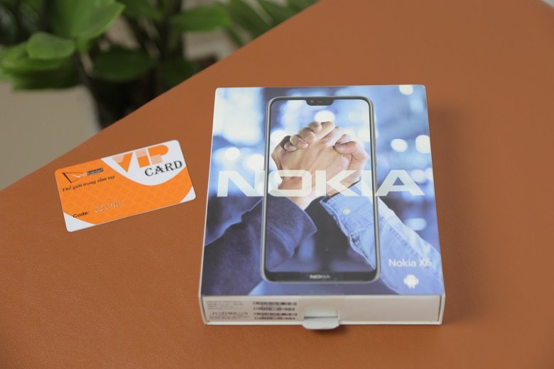 Đập hộp Nokia X6 xách tay