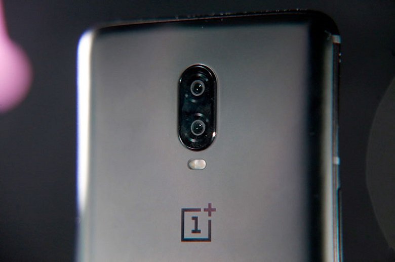 OnePlus 6T quay video ấn tượng