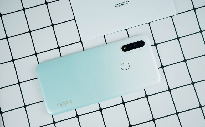 thiết kế OPPO A31