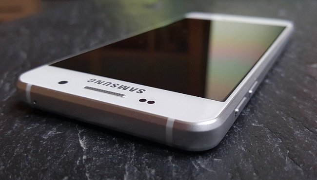 Samsung Galaxy C7 thiết kế